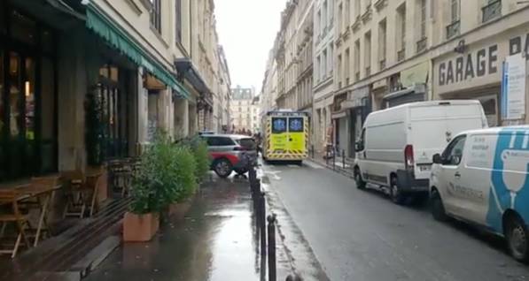 Один человек погиб, ещё двое тяжело ранены в результате стрельбы в Париже