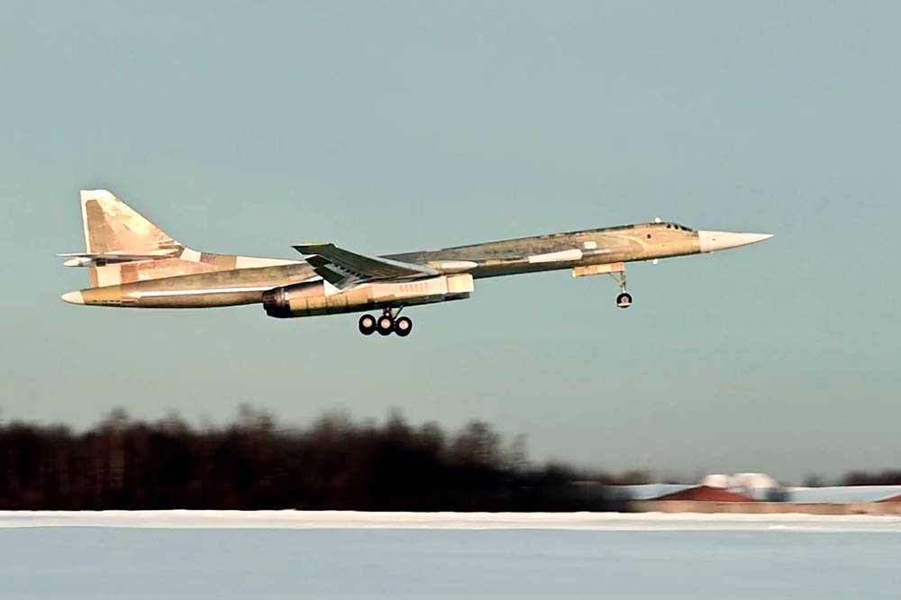 Названы сроки сдачи первого построенного с нуля серийного ракетоносца Ту-160М