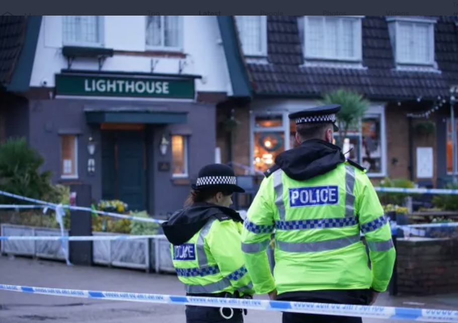 Один человек погиб во время стрельбы в Великобритании. Фото © Twitter / HÜSEYİN AVNİ KEMAL