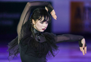 Камила Валиева повторила знаменитый танец Уэнсдей Аддамс на чемпионате России