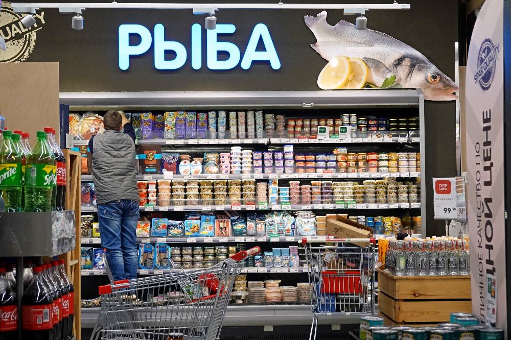 В Свердловской области выявили свыше 500 тонн фальсифицированных рыбных консервов