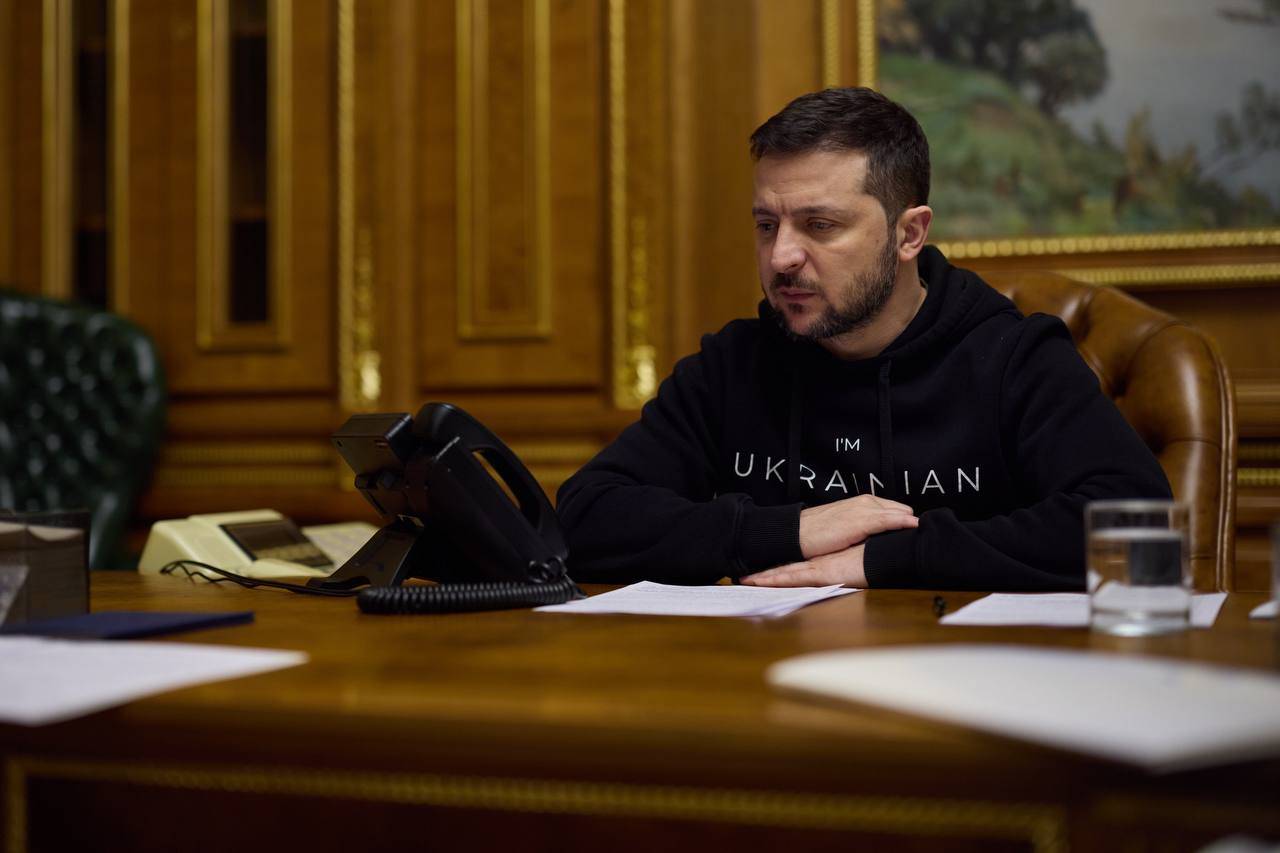 Зеленский заявил, что около девяти миллионов украинцев остаются без света