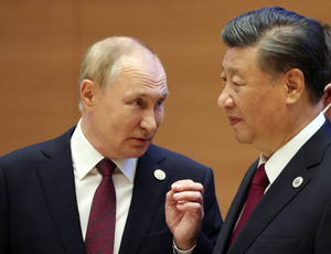 России и Китаю удалось обеспечить рекордный рост товарооборота, заявил Путин