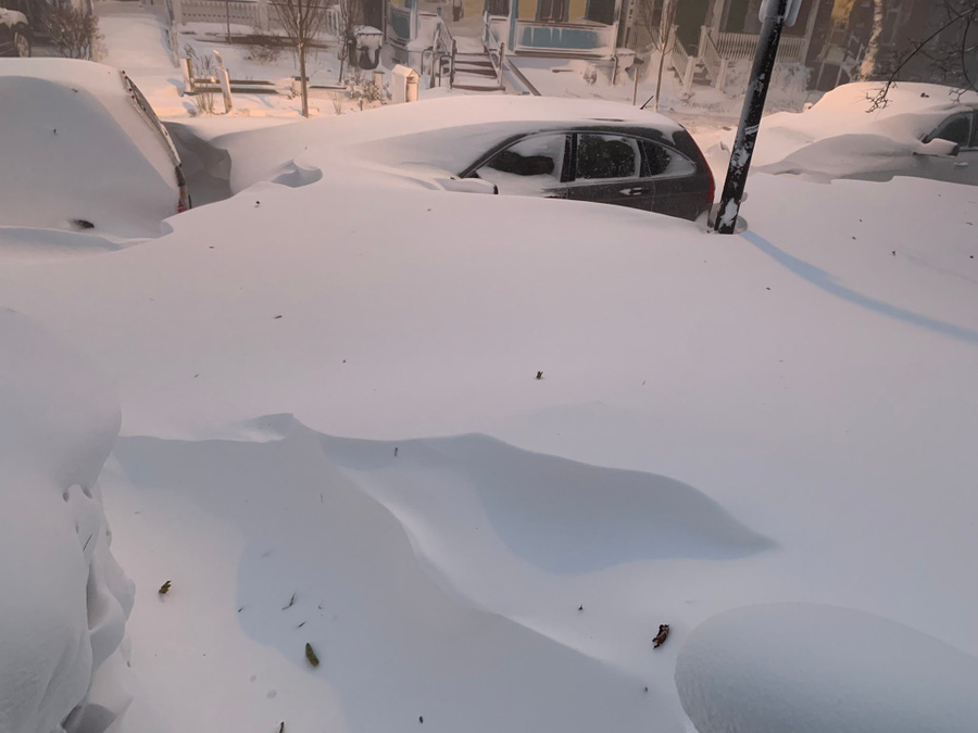 Снежная буря в Буффало. Обложка © Twitter / Garrett Sheehan
