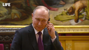 Путин позвонил девочке Саше из Запорожья и попросил прислать огурцов