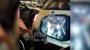 В Петербурге женщина за рулём авто шоумена Хрусталёва устроила ДТП и уехала с места аварии