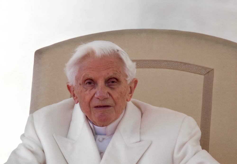 Ватикан сообщил об ухудшении состояния здоровья почётного папы римского Бенидикта XVI