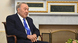 В Казахстане решили обсудить лишение Назарбаева привилегий