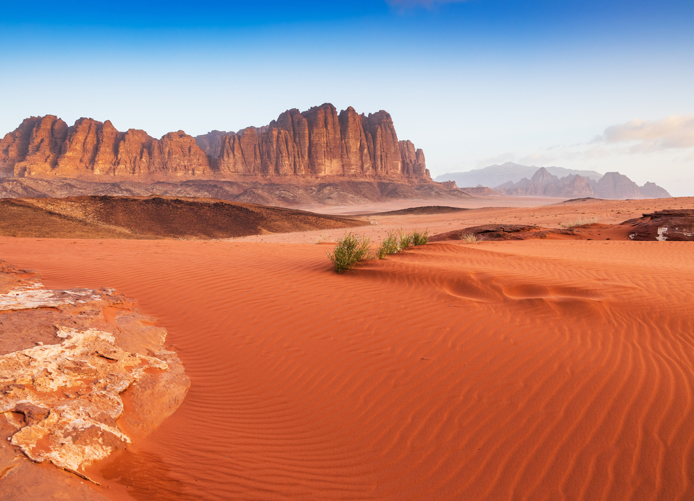 Красные пески в пустыне Вади-Рам, Иордания. Фото © Shutterstock