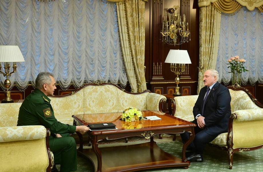 Лукашенко заявил, что СВО не прекратится, пока Запад настроен на продолжение войны