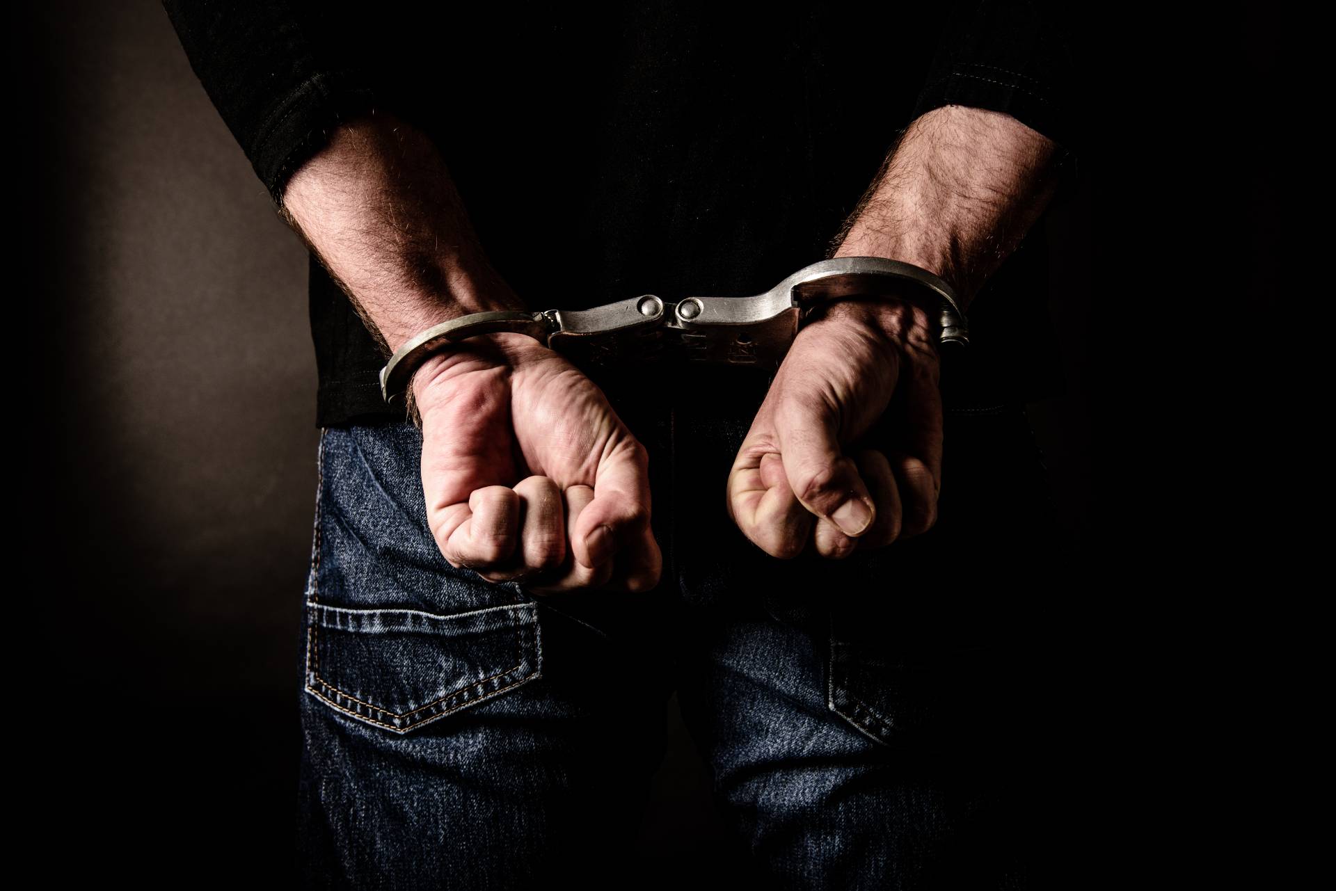 В Краснодаре по подозрению в организации проституции задержали 15 человек