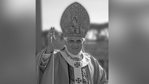 Почётного папу Бенедикта XVI похоронят под собором Святого Петра