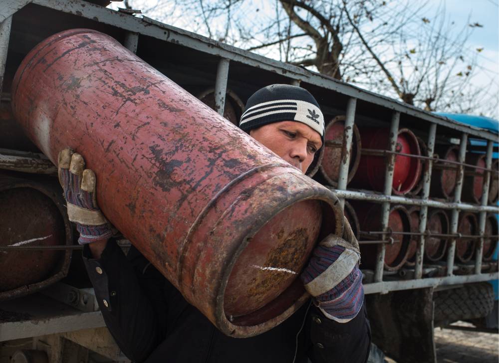 Один человек пострадал при разгерметизации газового баллона в доме в Воронежской области