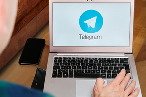 Россиян предупредили о новом Telegram-вирусе, который делает скриншоты и скачивает файлы