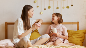 Психолог назвала 7 фраз, которые нельзя говорить дочерям, если не хотите вырастить страдалиц
