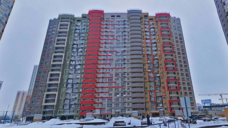Новостройка, где Гасан Гасангаджиев недавно приобрёл три квартиры. Фото © 