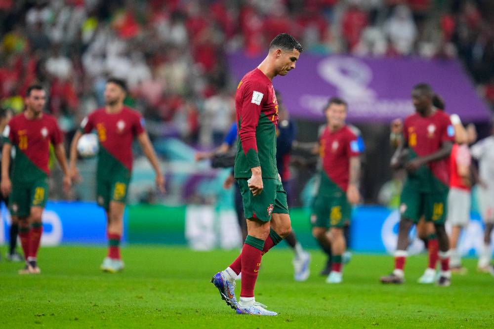 Роналду в одиночестве ушёл в раздевалку, пока вся сборная Португалии праздновала победу