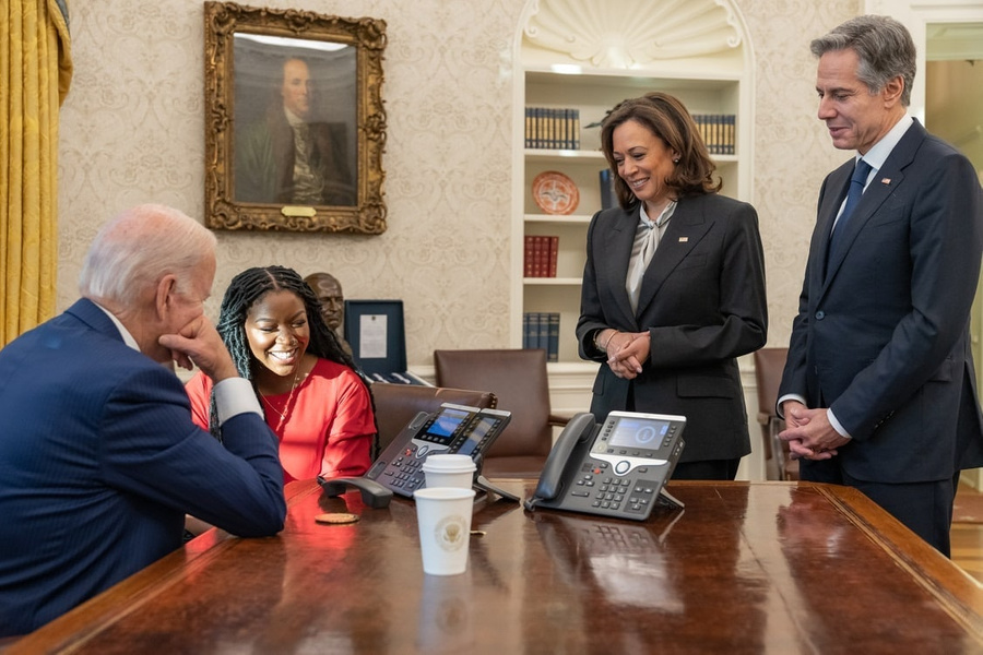 Обложка © Twitter / President Biden