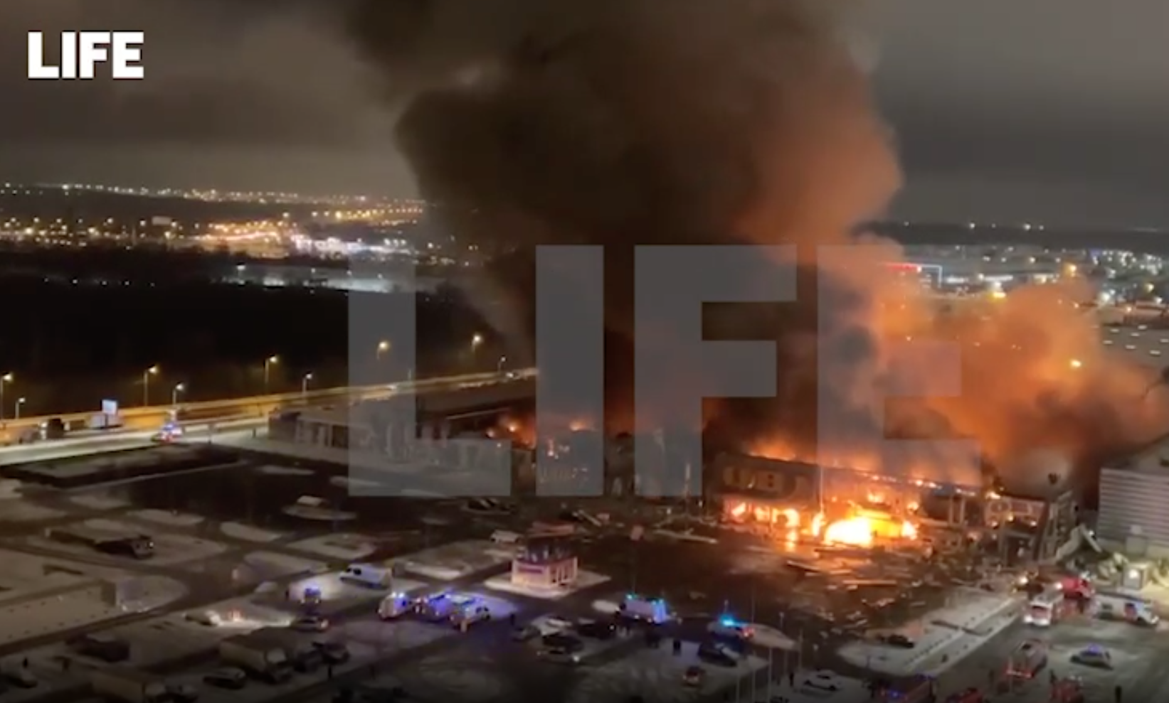 Стала известна возможная причина пожара в ТЦ Мега Химки
