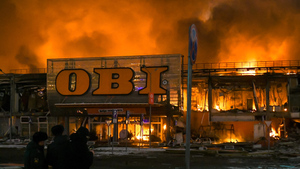 Халатность или поджог ради страховки: Кому был выгоден пожар в гипермаркете ОБИ под Москвой 