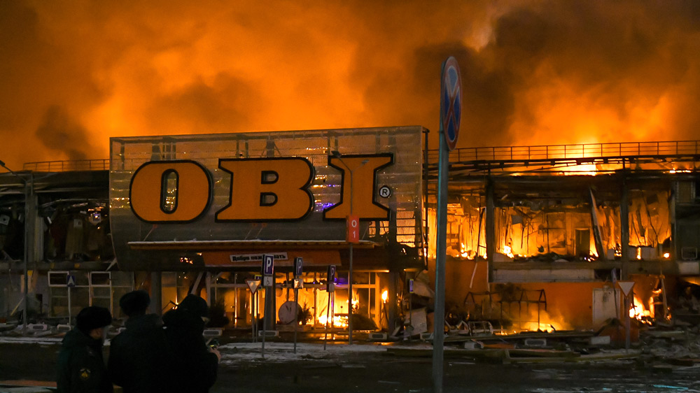 Халатность или поджог ради страховки: Почему под Москвой дотла сгорел гипермаркет ОБИ 