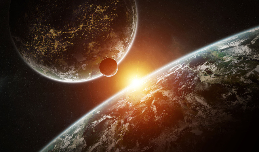 <p>Система далёких планет в космосе. 3D-рендеринг. Фото © Shutterstock</p>