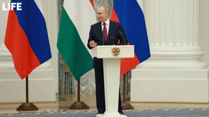 Путин: Россию "кинули", пообещав когда-то не продвигать инфраструктуру НАТО на восток 