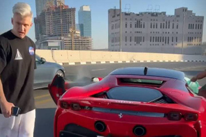 Украинский бизнесмен попал в ДТП в Дубае на арендованном Ferrari стоимостью $1,2 млн
