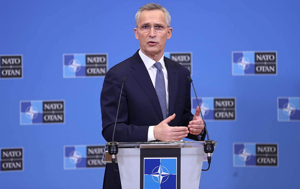 Генсек НАТО направил Лаврову письмо с призывом обсудить Украину и ядерную политику