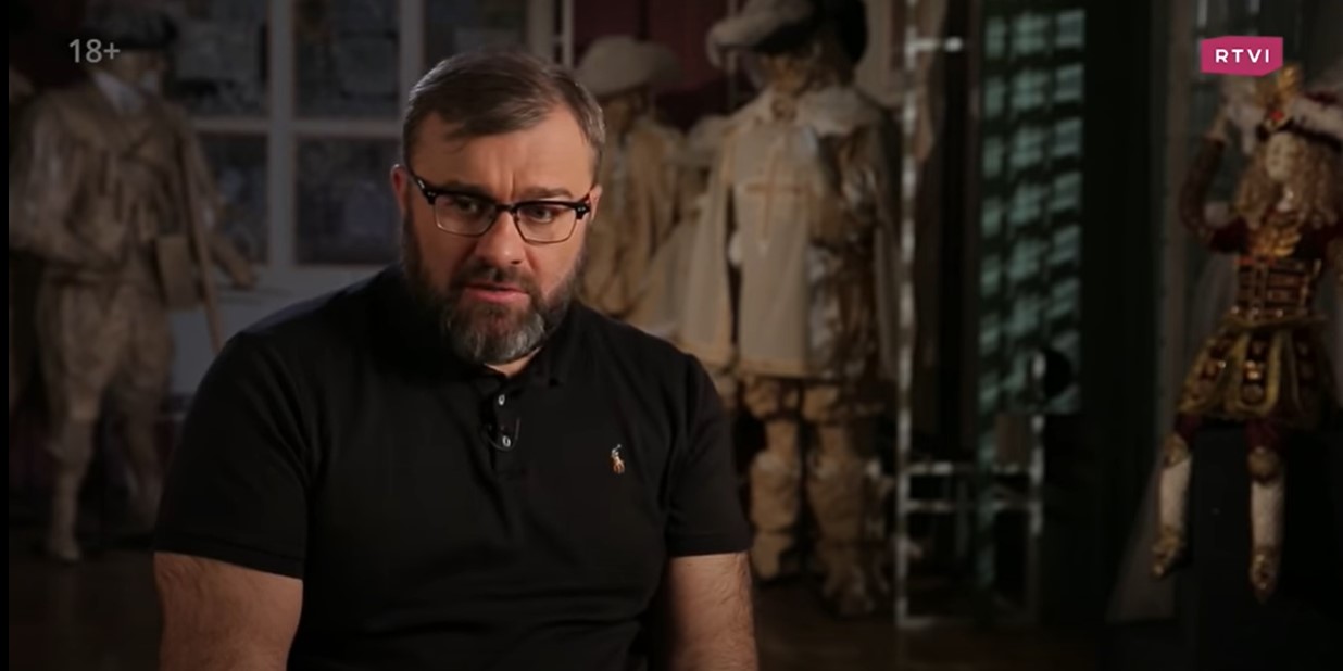 Актёр Михаил Пореченков. Скриншот видео © YouTube / RTVI Развлечения