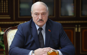 Лукашенко: Никакой горячей войны не будет
