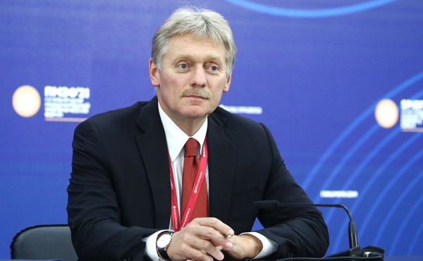 Песков назвал значимой победой переизбрание Дворковича на пост главы FIDE