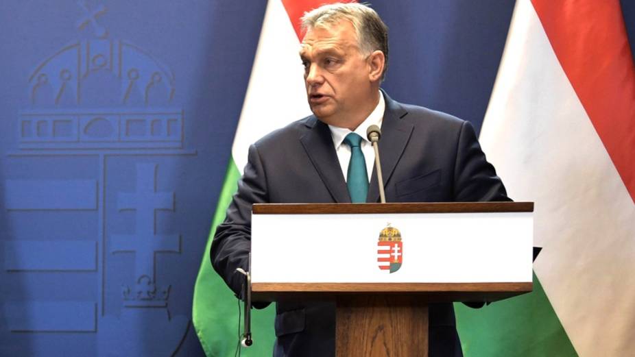 Орбан назвал антироссийские санкции стратегической ошибкой ЕС