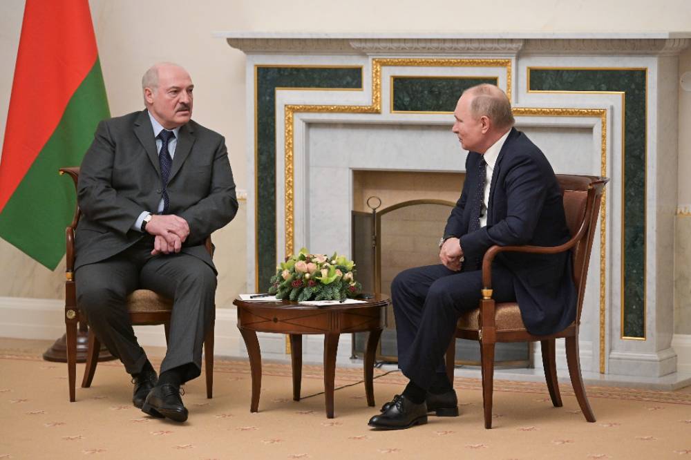 Путин и Лукашенко обсудили реакцию Запада на гарантии безопасности