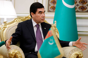 Политолог Умаров назвал возможные причины внеочередных выборов президента Туркменистана
