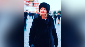 Журналист Макдональд высмеял главу МИД Британии Трасс за меховую шапку при +2 в Москве