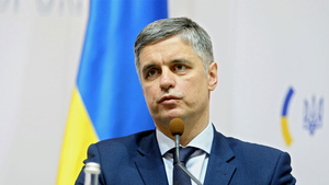 Посол Украины в Лондоне: Из-за бегства дипломатов и отмены рейсов украинцы чувствуют себя брошенными