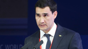 Политолог Малашенко: Толчок к смене власти в Туркмении дала ситуация в Казахстане