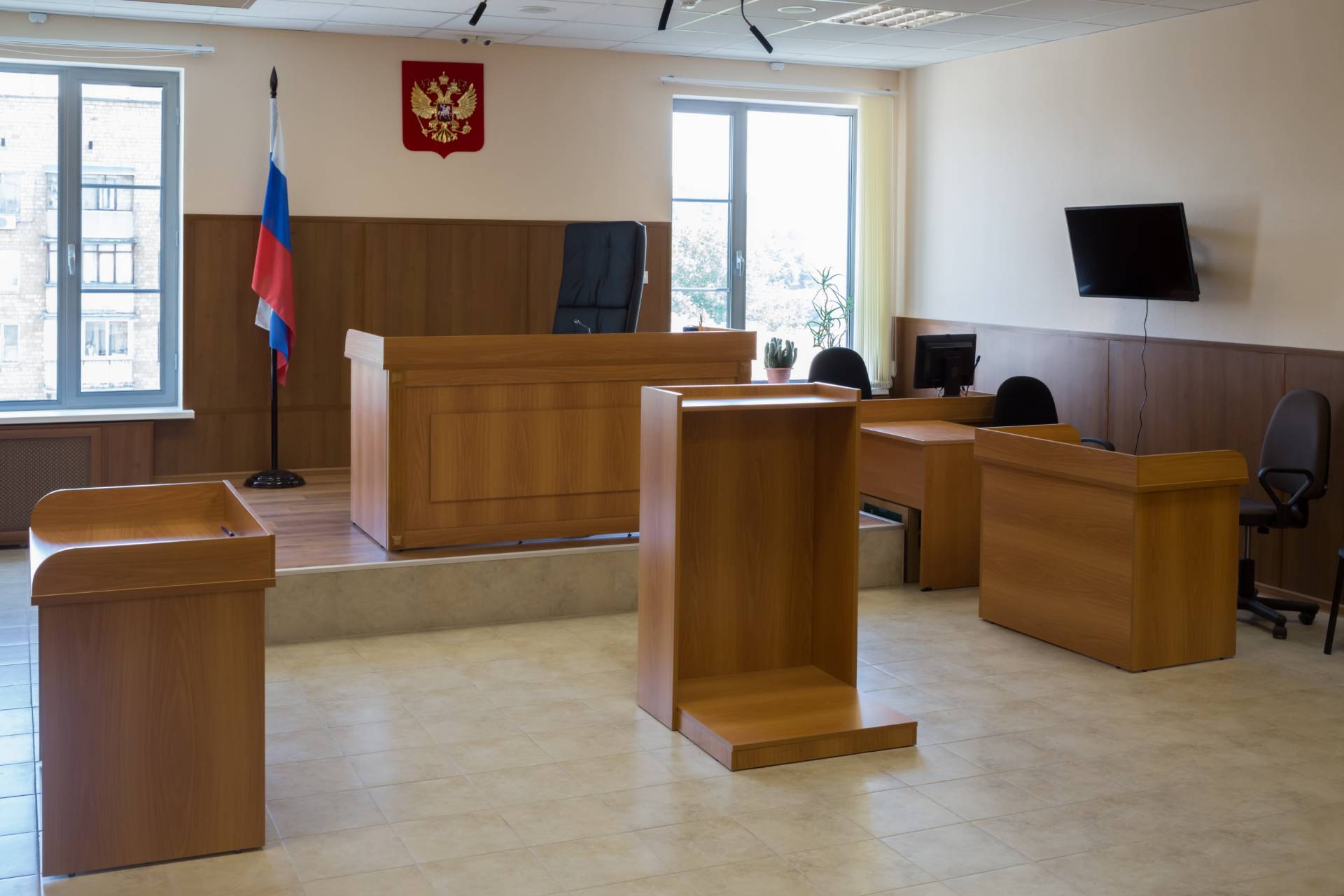 Суд Нижнего Тагила приговорил экс-главу ГИБДД города Чернова к двум годам колонии