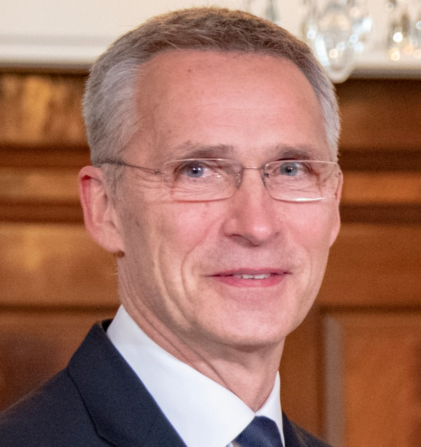 <p>Министры решили рассмотреть новые варианты, включая развёртывание новых боевых групп в восточной и юго-восточной части, в частности в Румынии. Я приветствую инициативу Франции ввести эту группу</p>