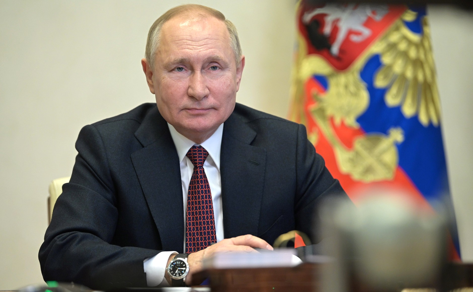 Путин заявил, что Украину загнали под внешнее управление