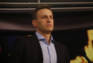 Игра в гольф и элитные отели: На что тратил пожертвования соратников Навальный