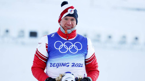 Александр Большунов станет знаменосцем сборной России на закрытии Олимпиады-2022