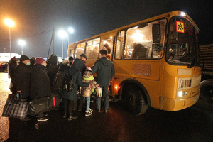 Эвакуация жителей и обстрелы со стороны Украины: Как прошла ночь в Донбассе