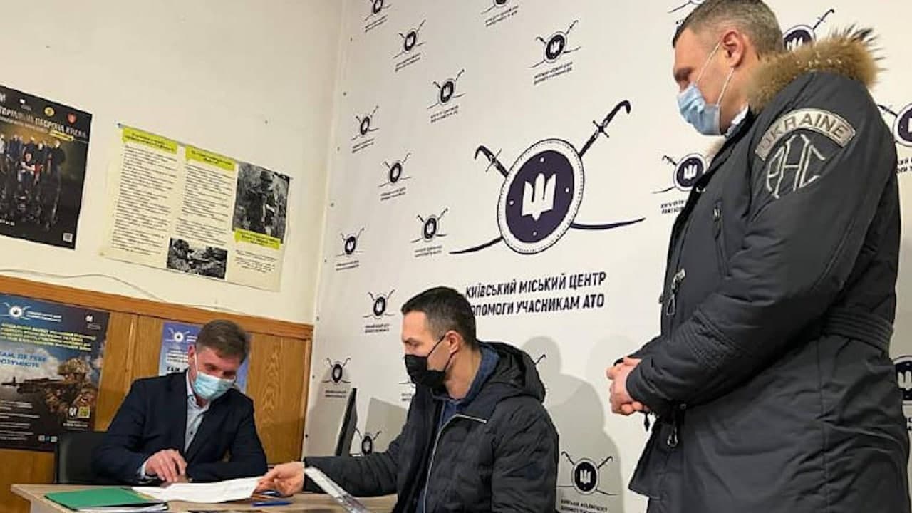 Боксёр Владимир Кличко вступит в бригаду территориальной обороны Киева