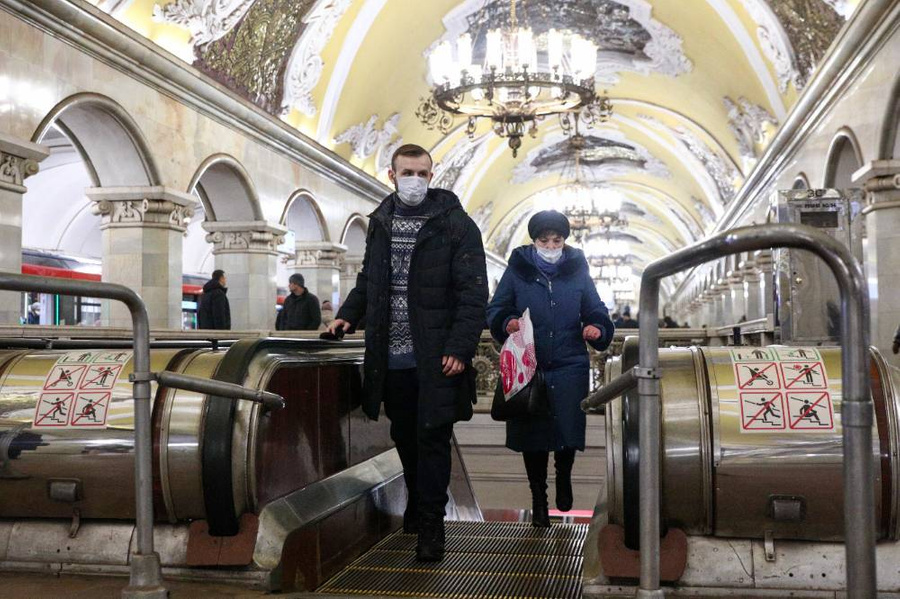 Пассажиры в московском метро © Агентство городских новостей "Москва" / Кирилл Зыков