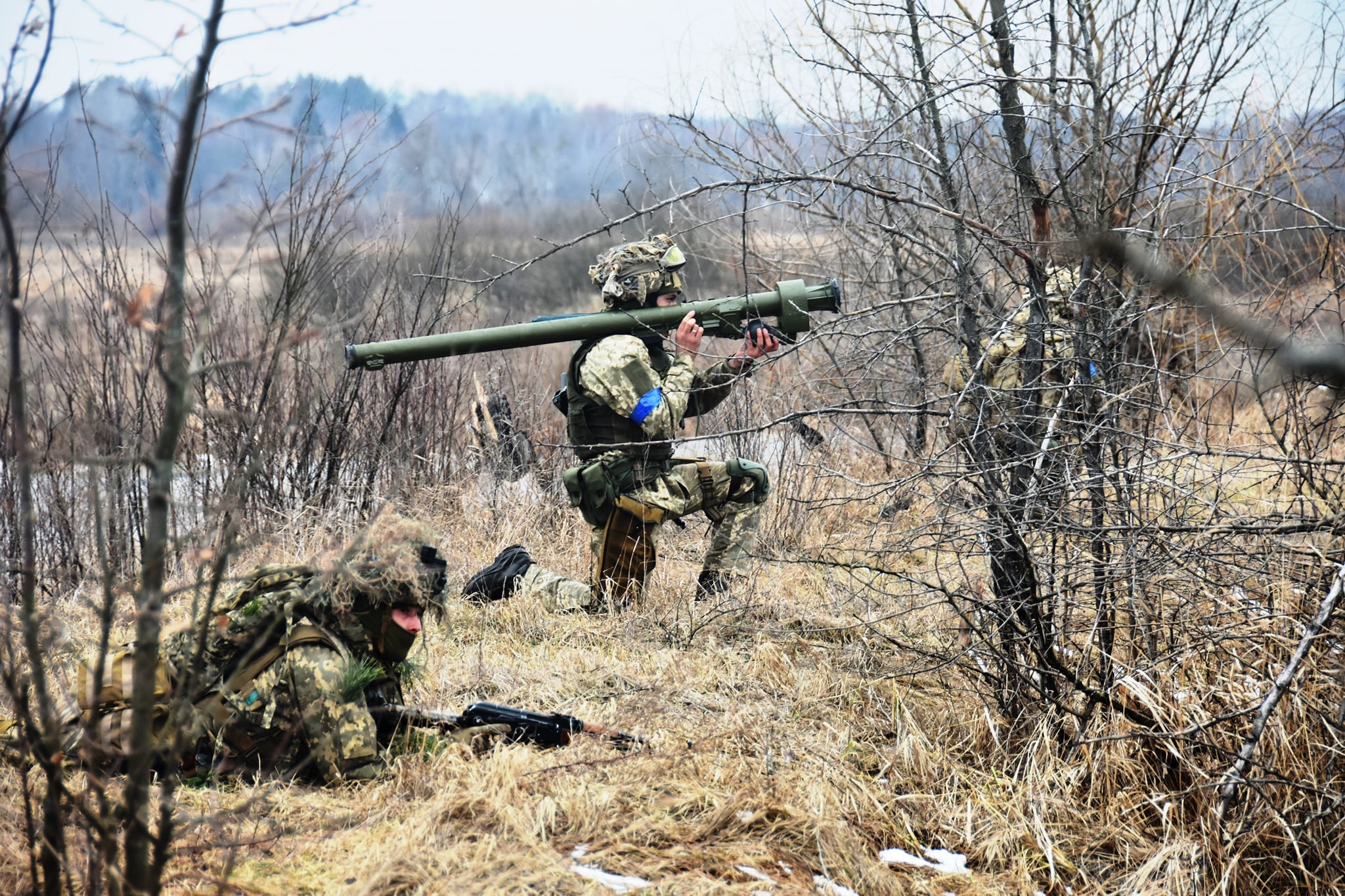 Нападение 4 июня. ВСУ на Донбассе 2022. Атака ВСУ. Украинские военные в бою.