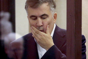 Саакашвили снова объявил голодовку из-за плохого лечения в тюрьме