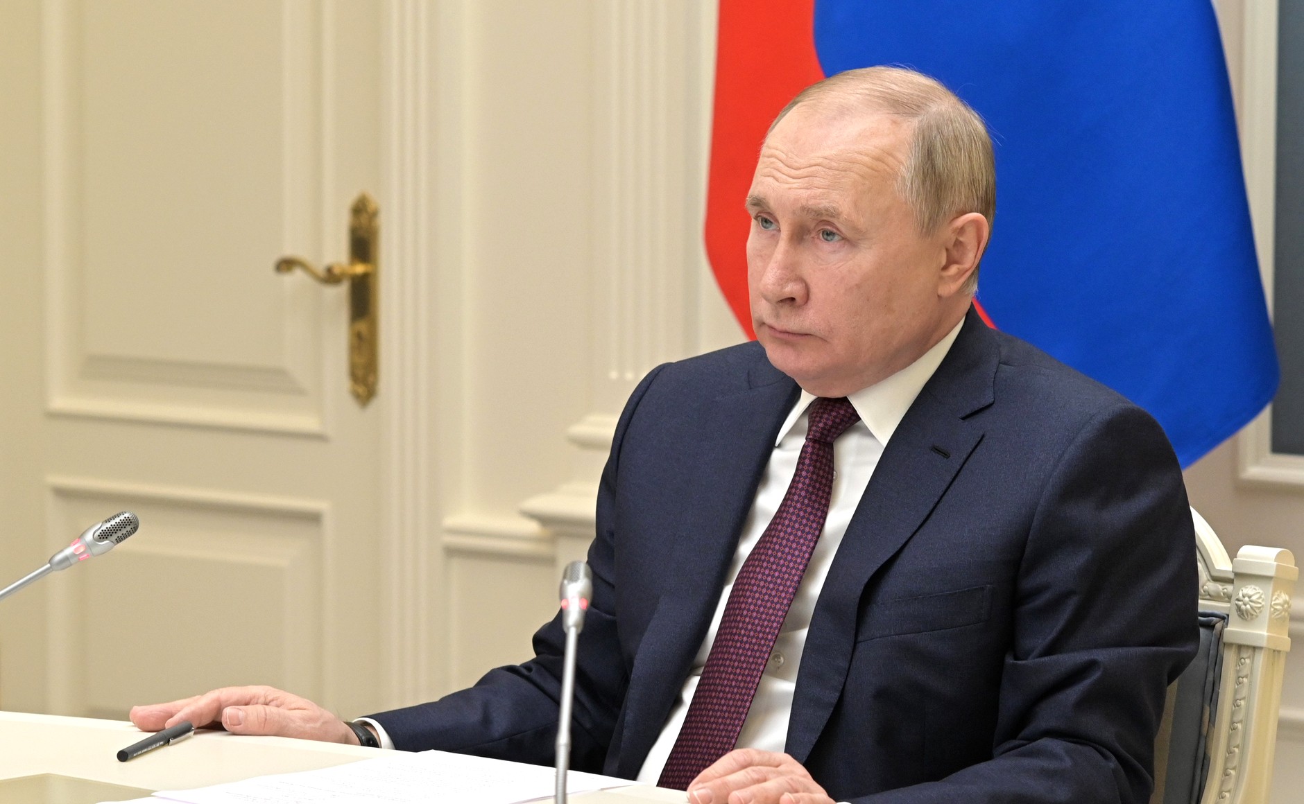 Путин одобрил идею о региональной помощи детям погибших и раненых участников "Операции Z"