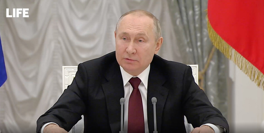 Владимир Путин. Кадр из видео © LIFE